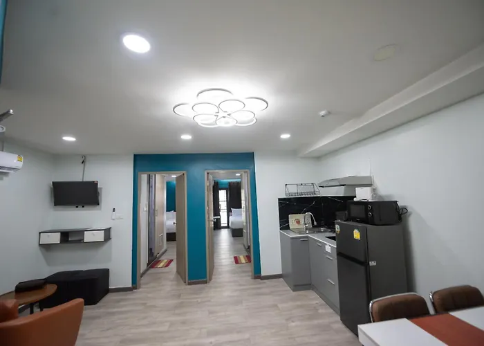 Skylink Homes - Pattunaam - Airport Link & Bts Chidlom Бангкок