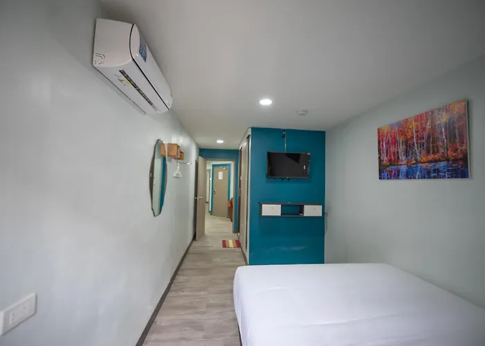 Skylink Homes - Pattunaam - Airport Link & Bts Chidlom 3* Бангкок