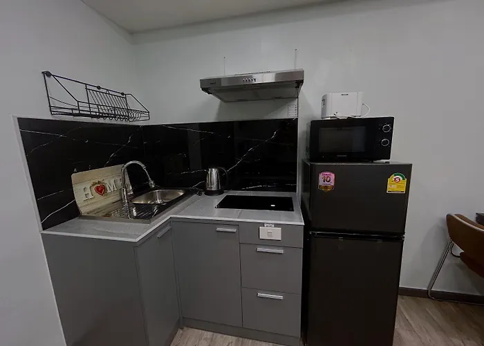 Skylink Homes - Pattunaam - Airport Link & Bts Chidlom 公寓式飯店 3*