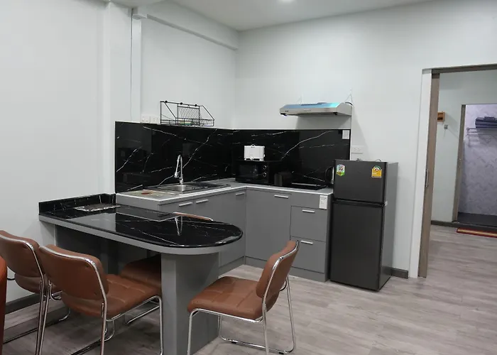 Skylink Homes - Pattunaam - Airport Link & Bts Chidlom Апарт-отель